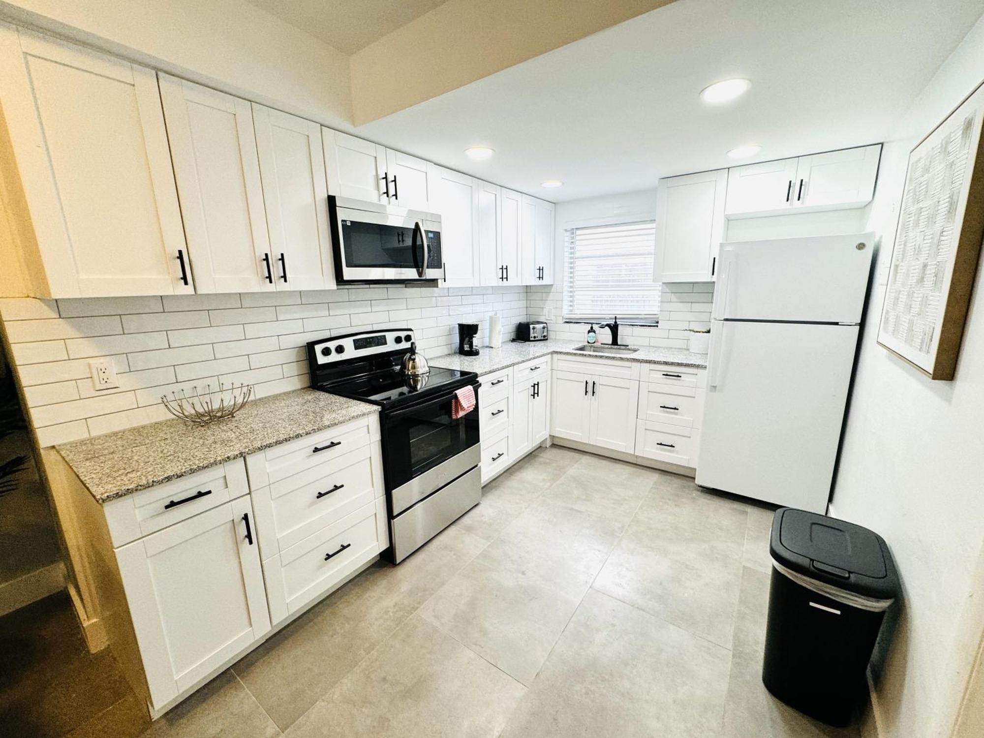 Holiday Park Apartments By Lowkl Fort Lauderdale Exterior foto